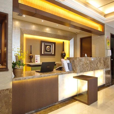 Shin Yuan Celeb Metro Hotel Синьчжу Экстерьер фото