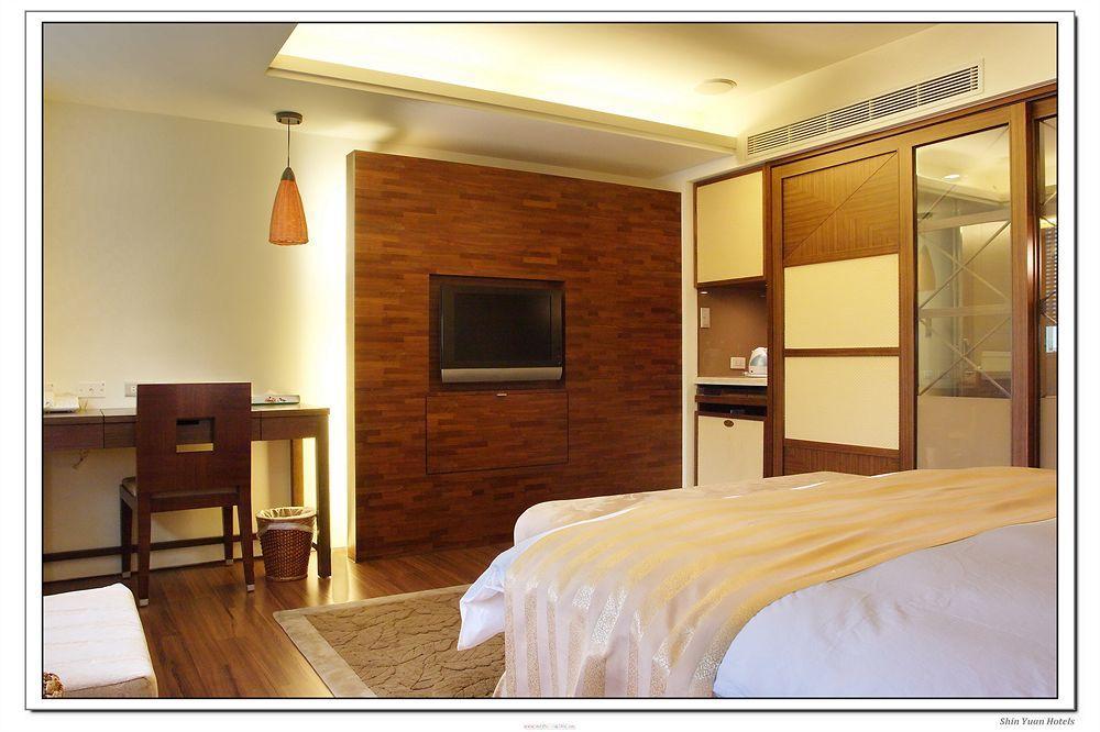 Shin Yuan Celeb Metro Hotel Синьчжу Экстерьер фото