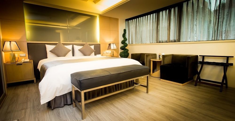 Shin Yuan Celeb Metro Hotel Синьчжу Экстерьер фото